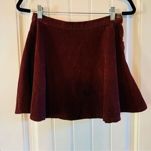 American Apparel Maroon Corduroy Twirl Circle Cotton Skater Mini Skirt | Medium